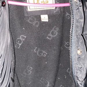 Ugg’s down coat black girls 8